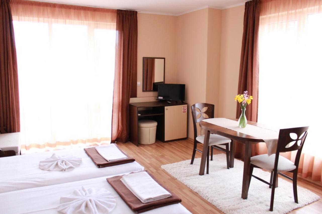 Respekt Guest House Sunny Beach Exterior photo